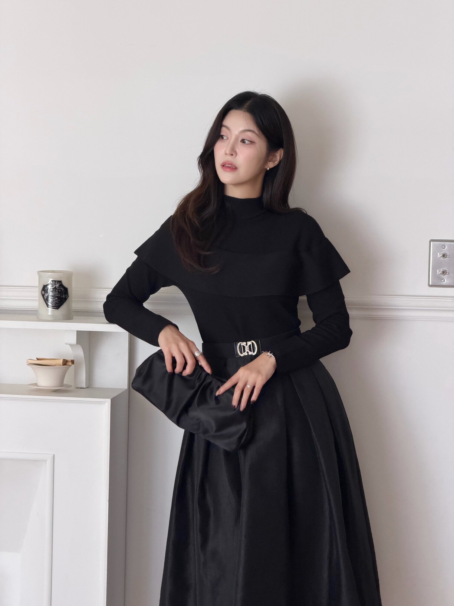 배색 볼륨 플레어 니트 원피스 (BLACK)