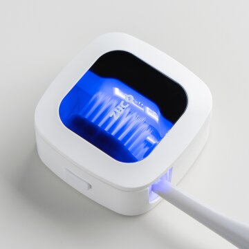 주코 칫솔살균기 건조 휴대용 방수 UV-C 살균 ZT-CR102W