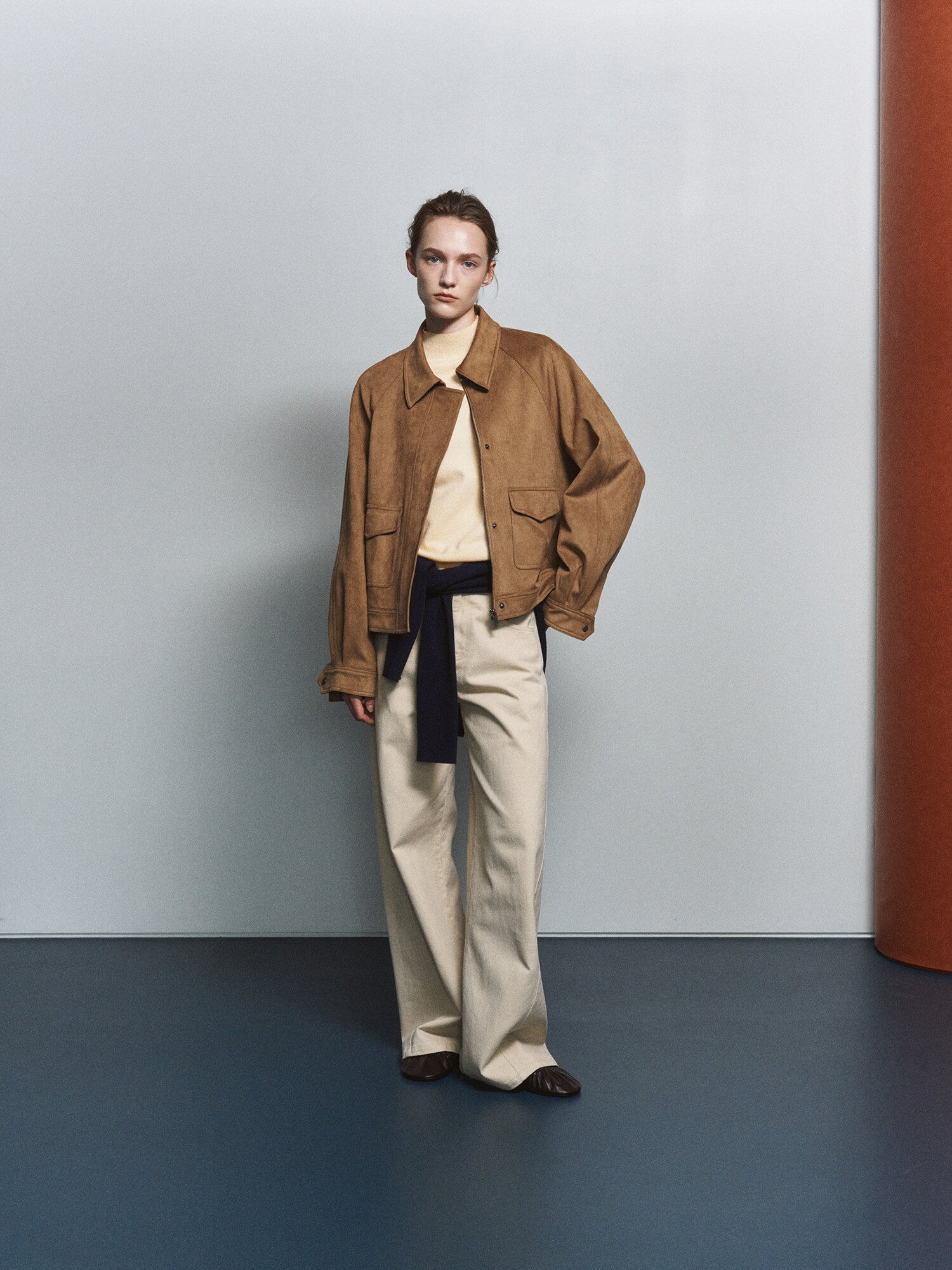 스웨이드 래글런 칼라 집업 재킷 (BEIGE)