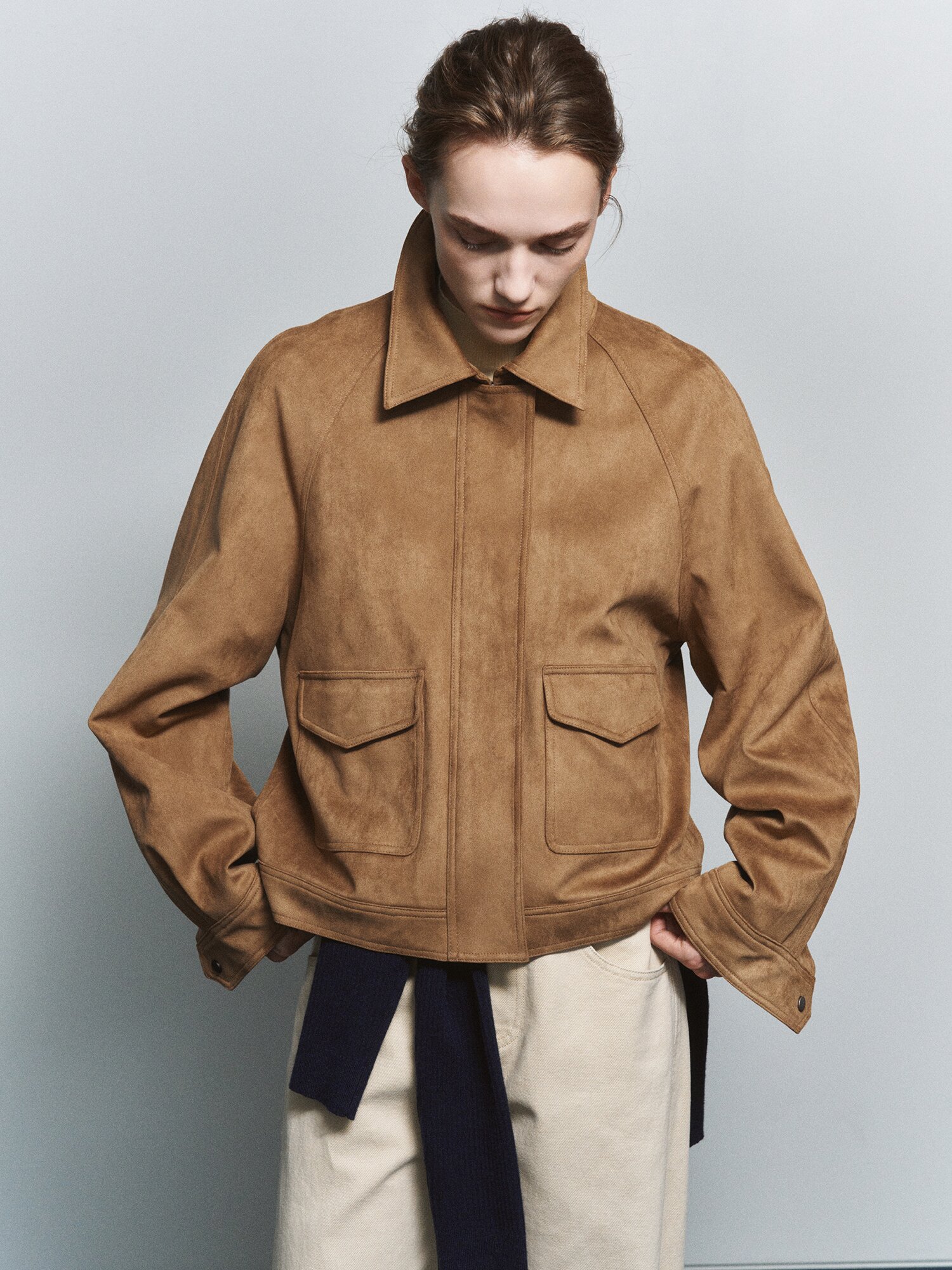 스웨이드 래글런 칼라 집업 재킷 (BEIGE)