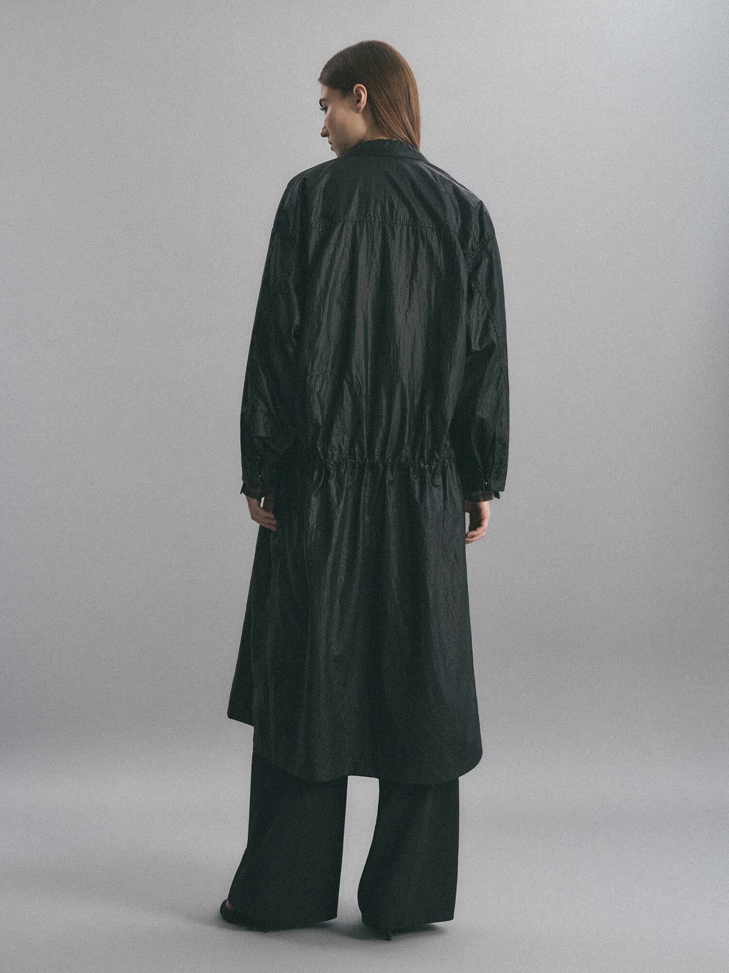 나일론 드로우스트링 롱 점퍼 (BLACK)