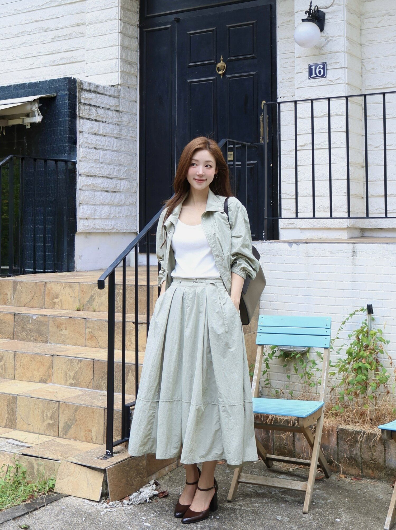 루즈핏 스트링 하이넥 집업 재킷 (GREIGE)