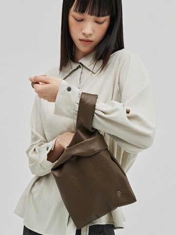 크로스 핸들 레더 백 - 2컬러 / Cross Handle Leather Bag - 2 Color