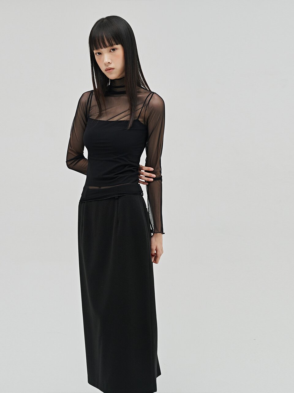시어 하이넥 롱슬리브 티셔츠 - 블랙 / Sheer High Neck Long Sleeve T-Shirt - Black