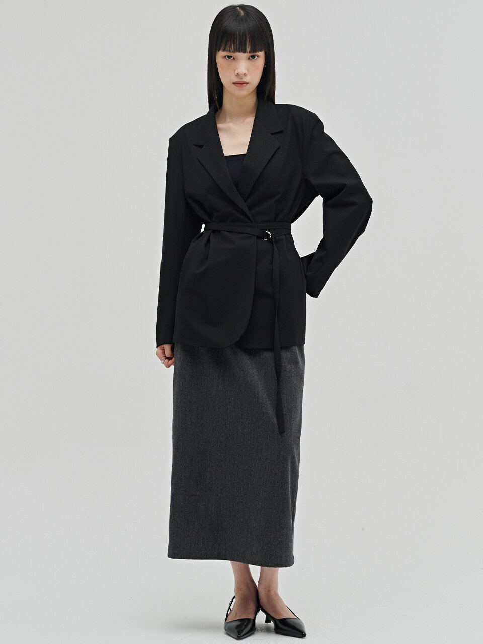 울 테일러드 벨티드 자켓 - 블랙 / Wool Tailored Belted Jacket - Black