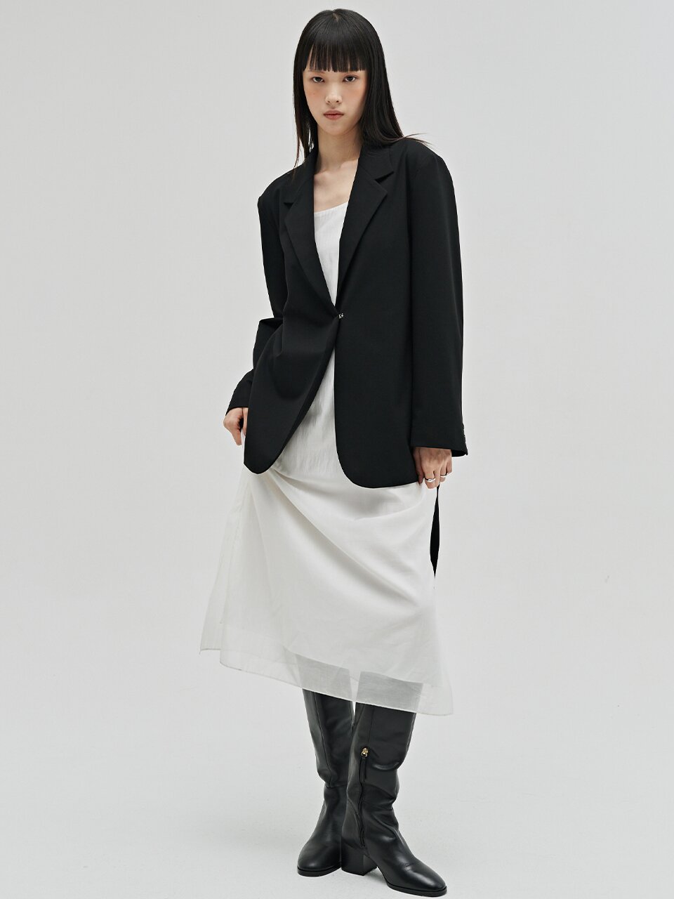 울 테일러드 벨티드 자켓 - 블랙 / Wool Tailored Belted Jacket - Black