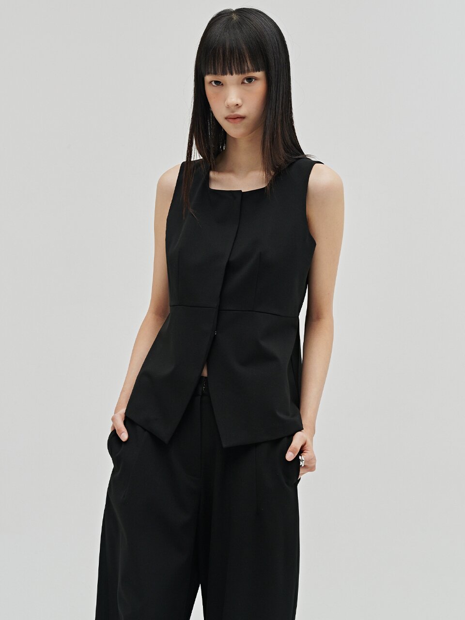 울 베스트 블라우스 셋업 - 블랙 / Wool Vest Blouse Set up - Black