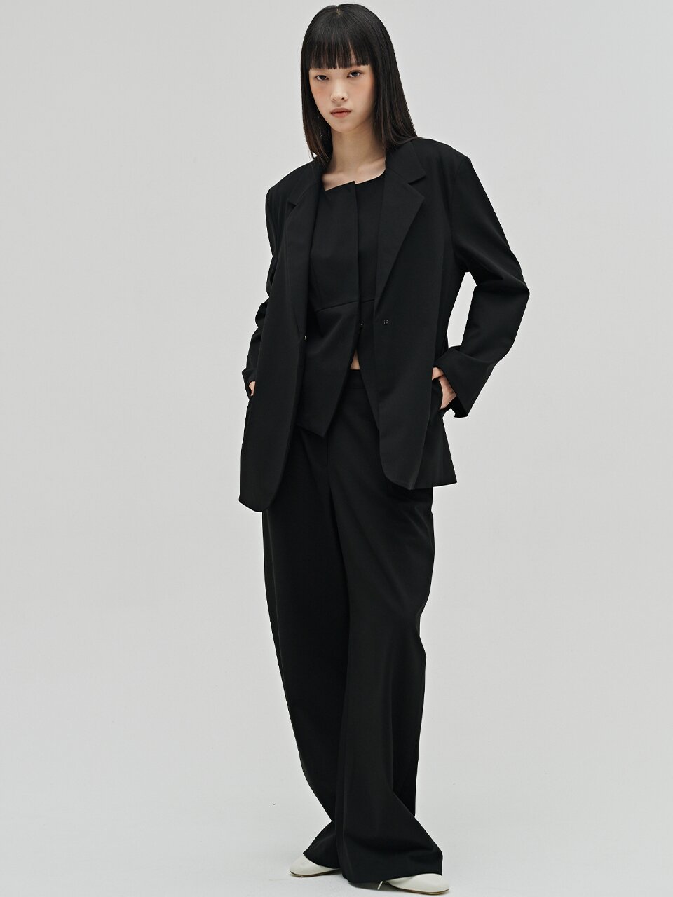 울 테일러드 벨티드 자켓 셋업 - 블랙 / Wool Tailored Belted Jacket Set up - Black
