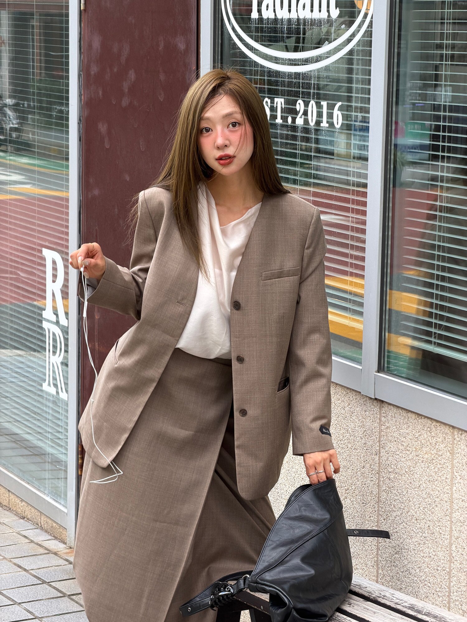 울 롤업 싱글 브이넥 재킷 (DARK BEIGE)