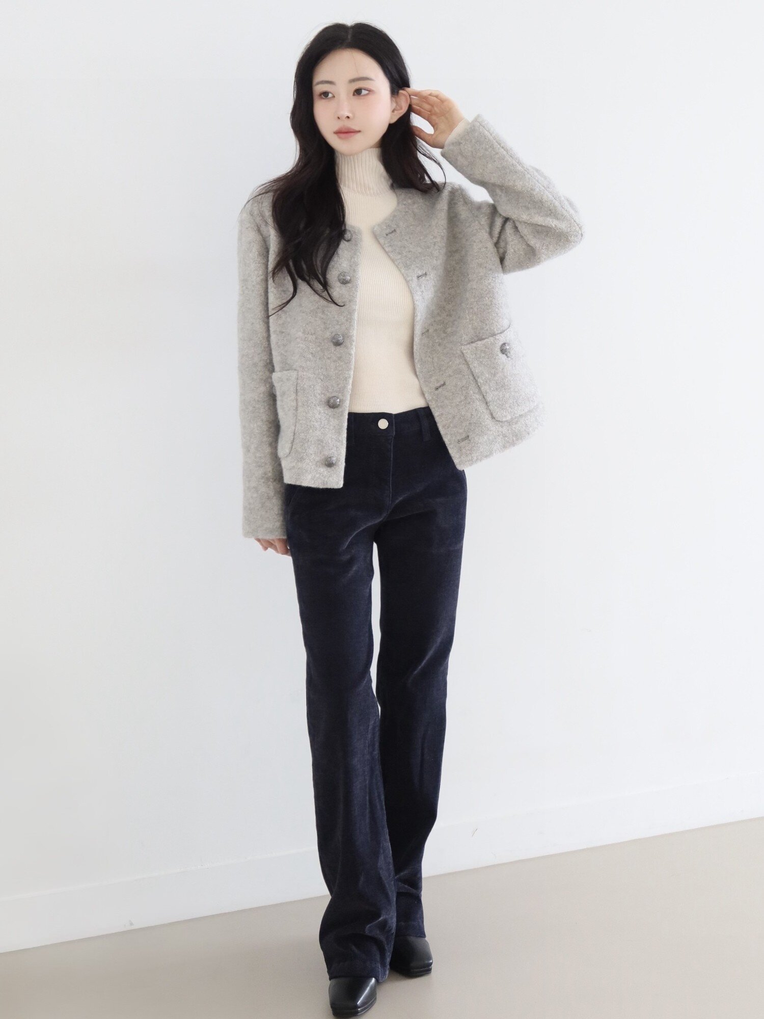 부클 울 라운드넥 크롭 재킷 (GREY)