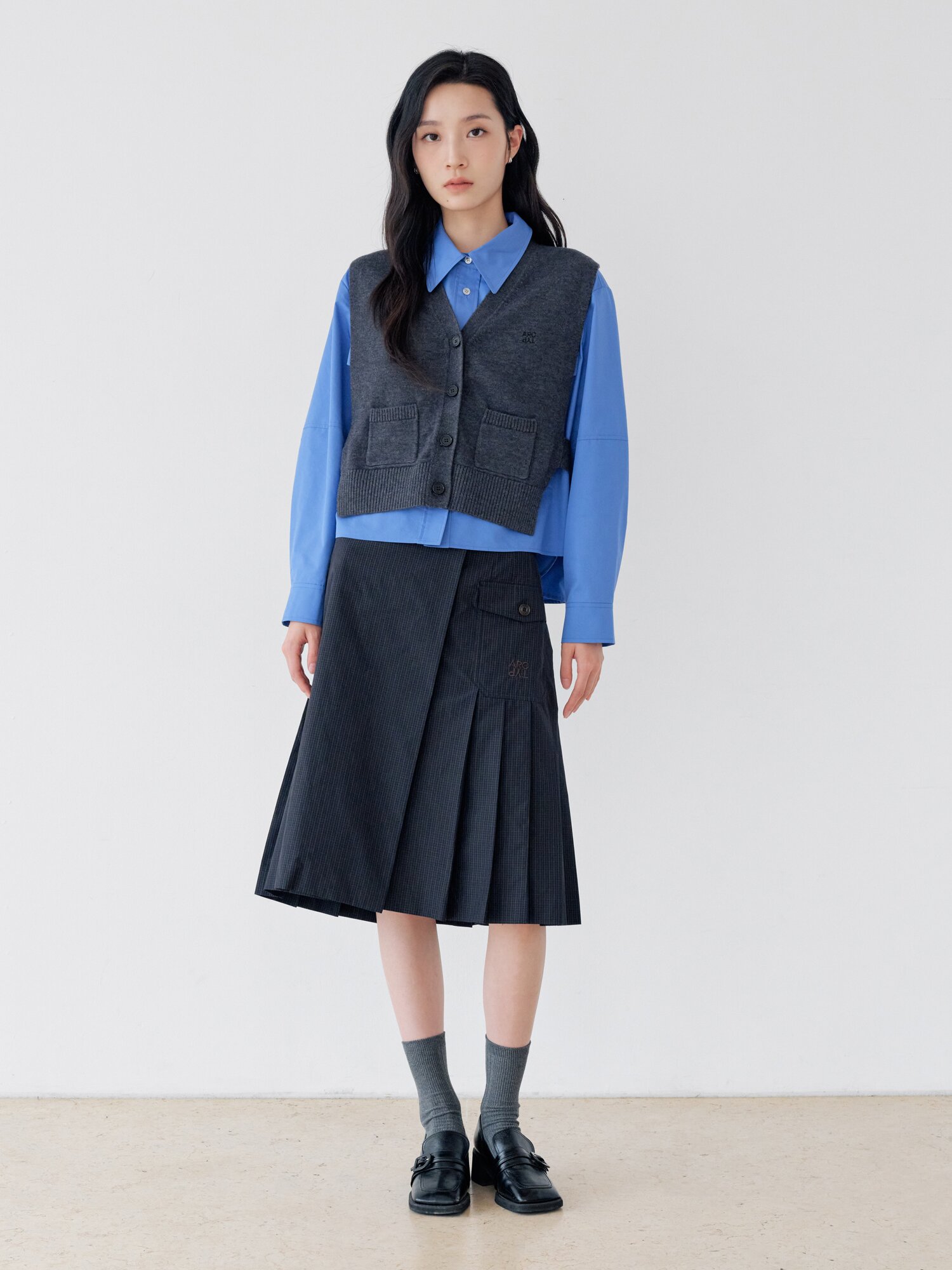 체크 포켓 랩 플리츠 스커트 (CHECK NAVY)