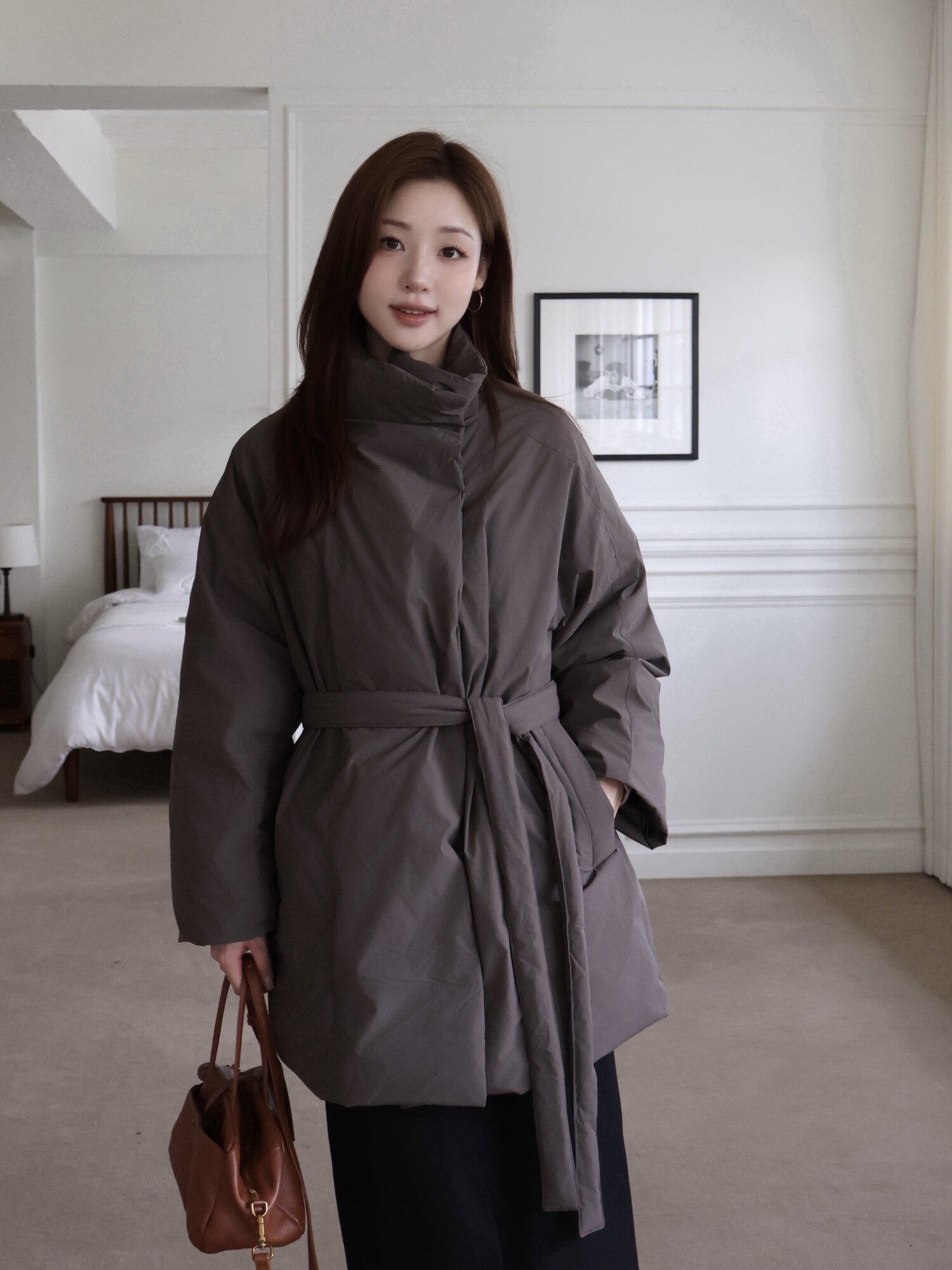 벨티드 오버핏 하이넥 덕다운 점퍼 (BROWN)