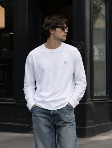 [MEN] 바켄 스퀘어 로고 긴팔 티셔츠 BK4997 (2COLOR)