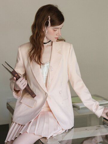 Cest_Embroidered pink blazer