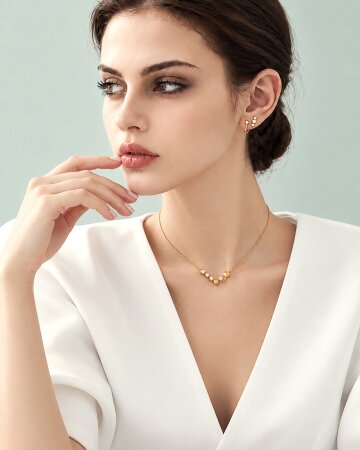 Ascending Curve Pavé Necklace 어센딩 커브 파베 네크리스