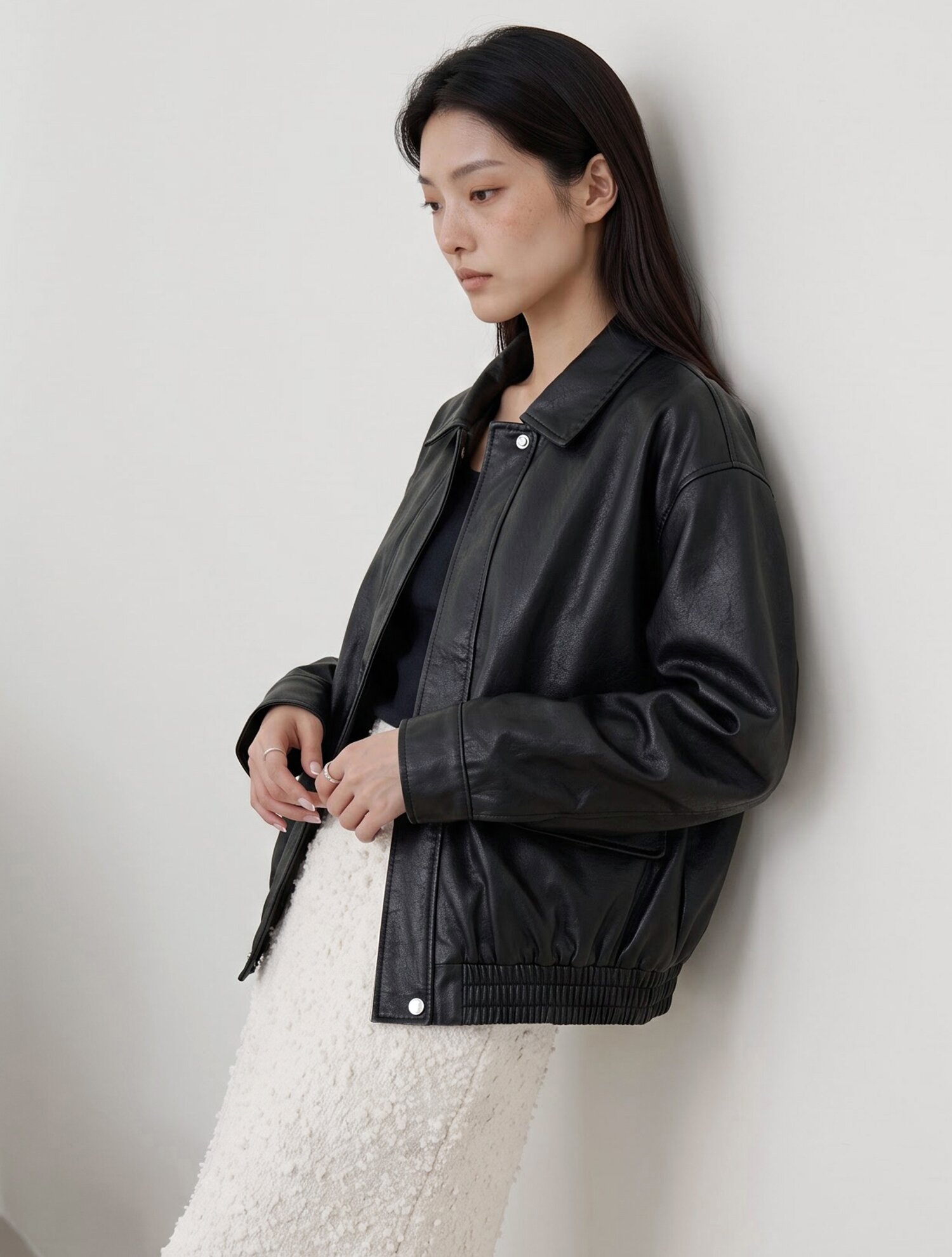 노마드 레더블루종 BLACK