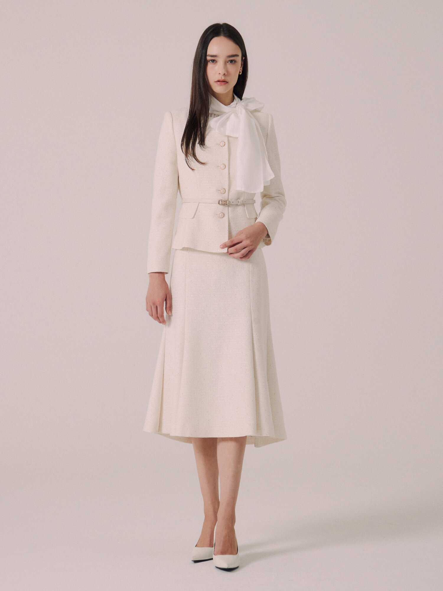 스팽글 트위드 라운드넥 크롭 재킷 (IVORY)