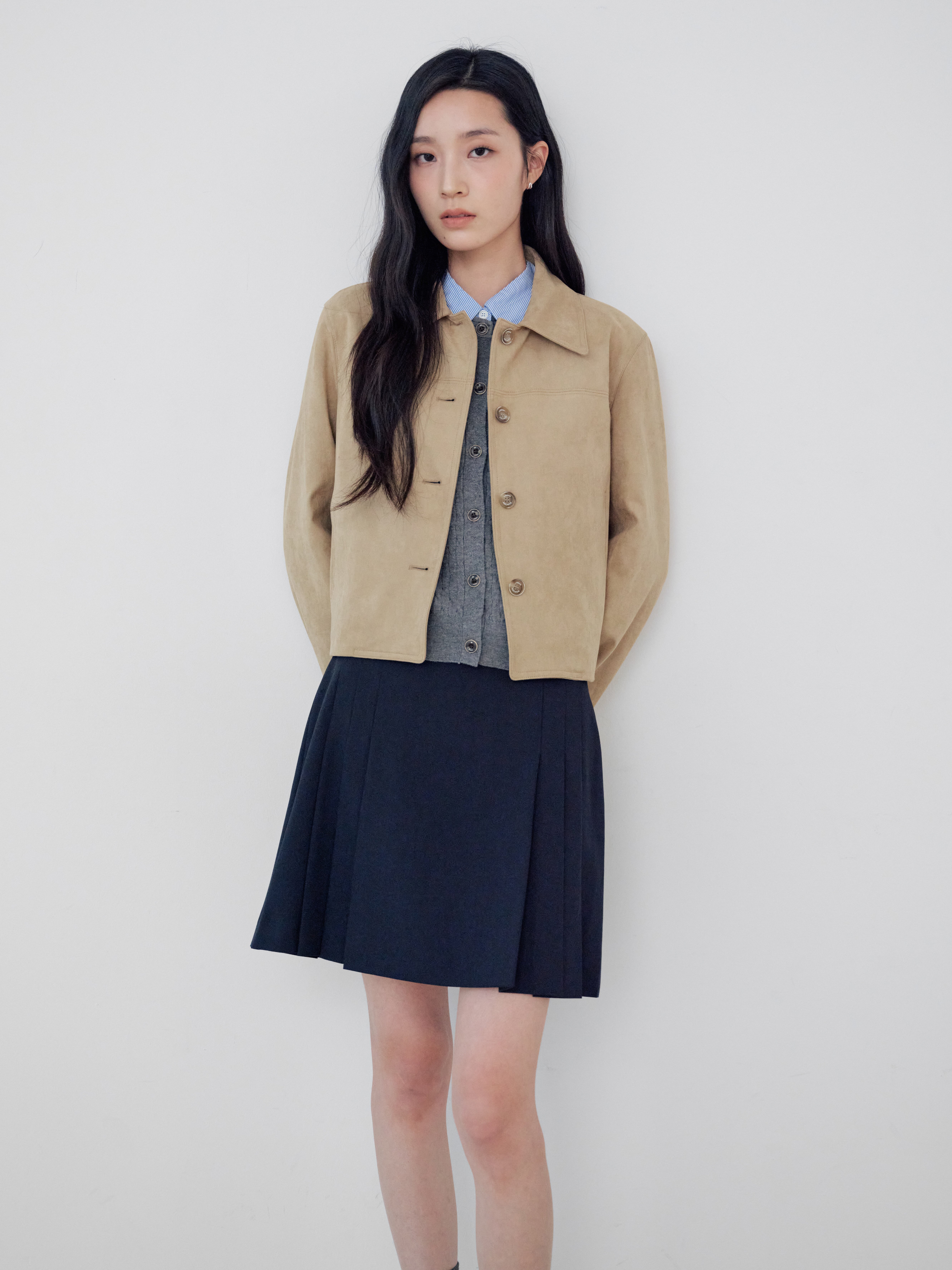 스웨이드 싱글 칼라 크롭 재킷 (BEIGE)