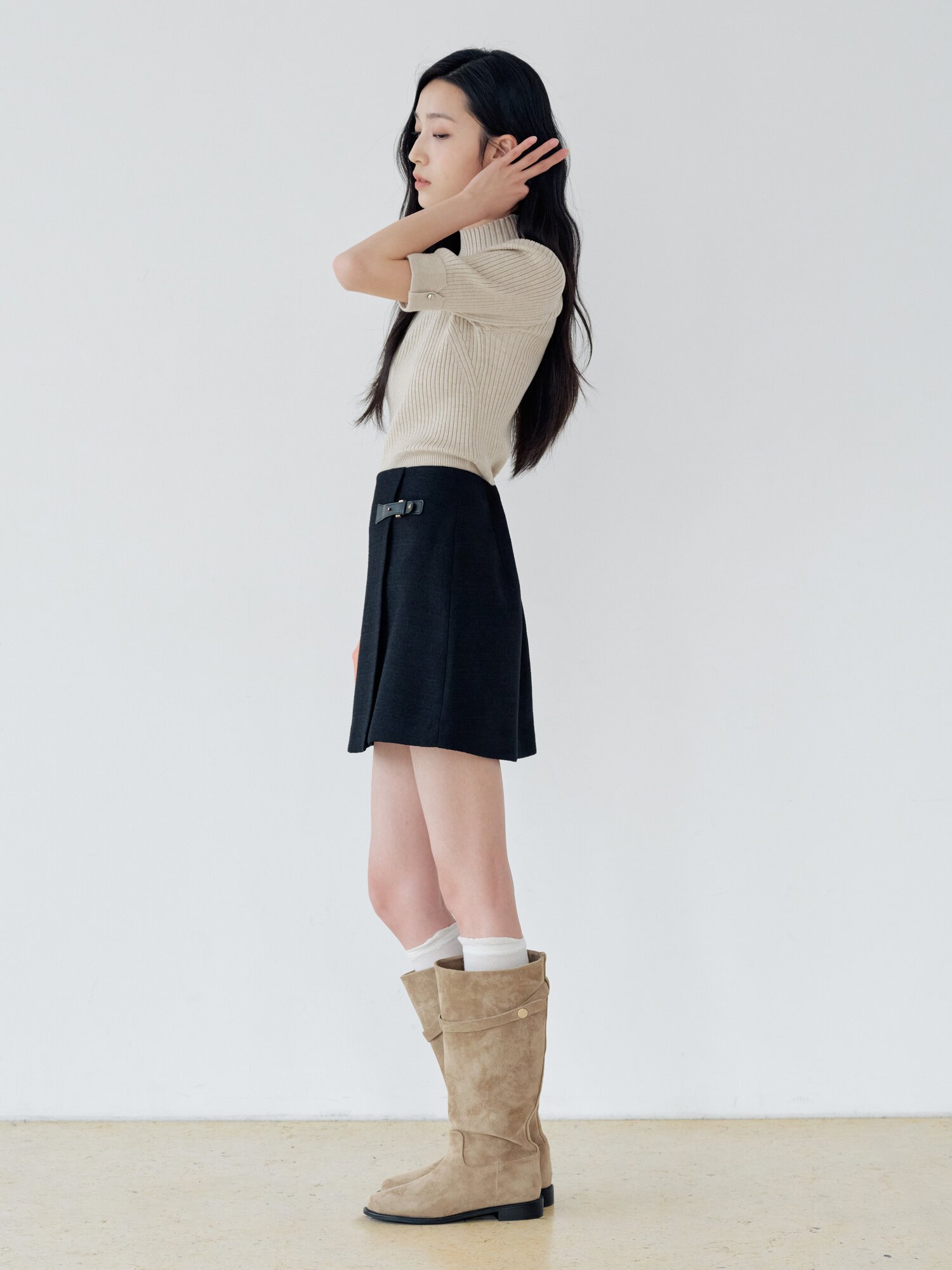 레더 장식 랩 미니 스커트 (BLACK)