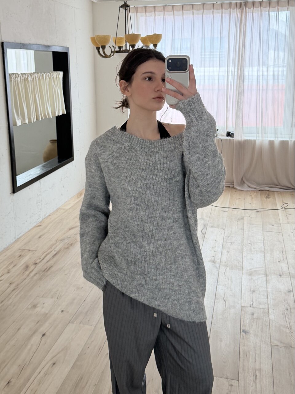 Soft Off-Shoulder Knit_Grey
