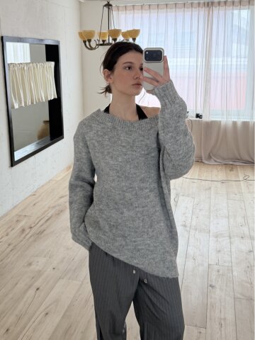 Soft Off-Shoulder Knit_Grey