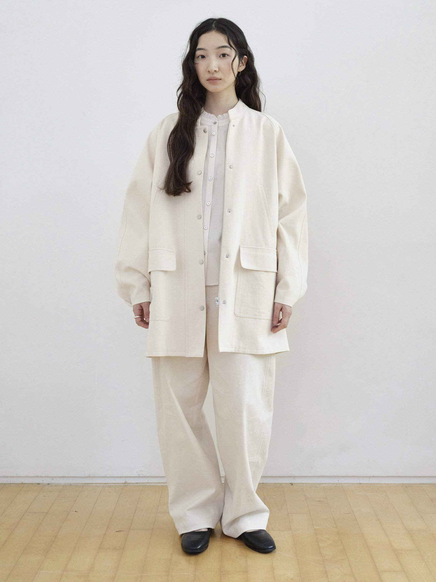 Cotton Stand Collar Snap Jumper_IVORY