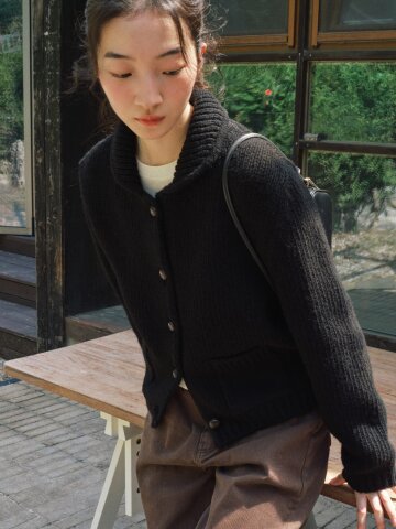 Shetland Wool Collar Crop Cardigan_BLACK