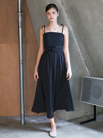 도트 셔링 스모크 밴딩 끈나시 원피스