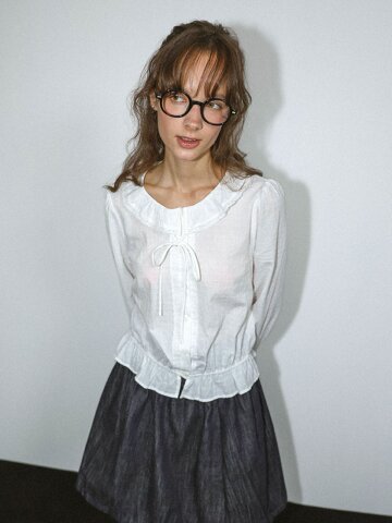 DD_Ruffle collar ribbon blouse