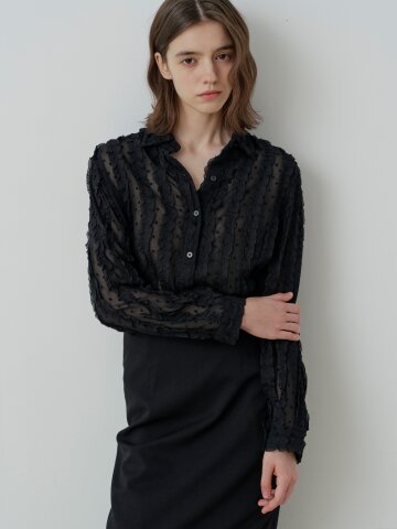 DOBBY FRILL SHEER BLOUSE (BK)