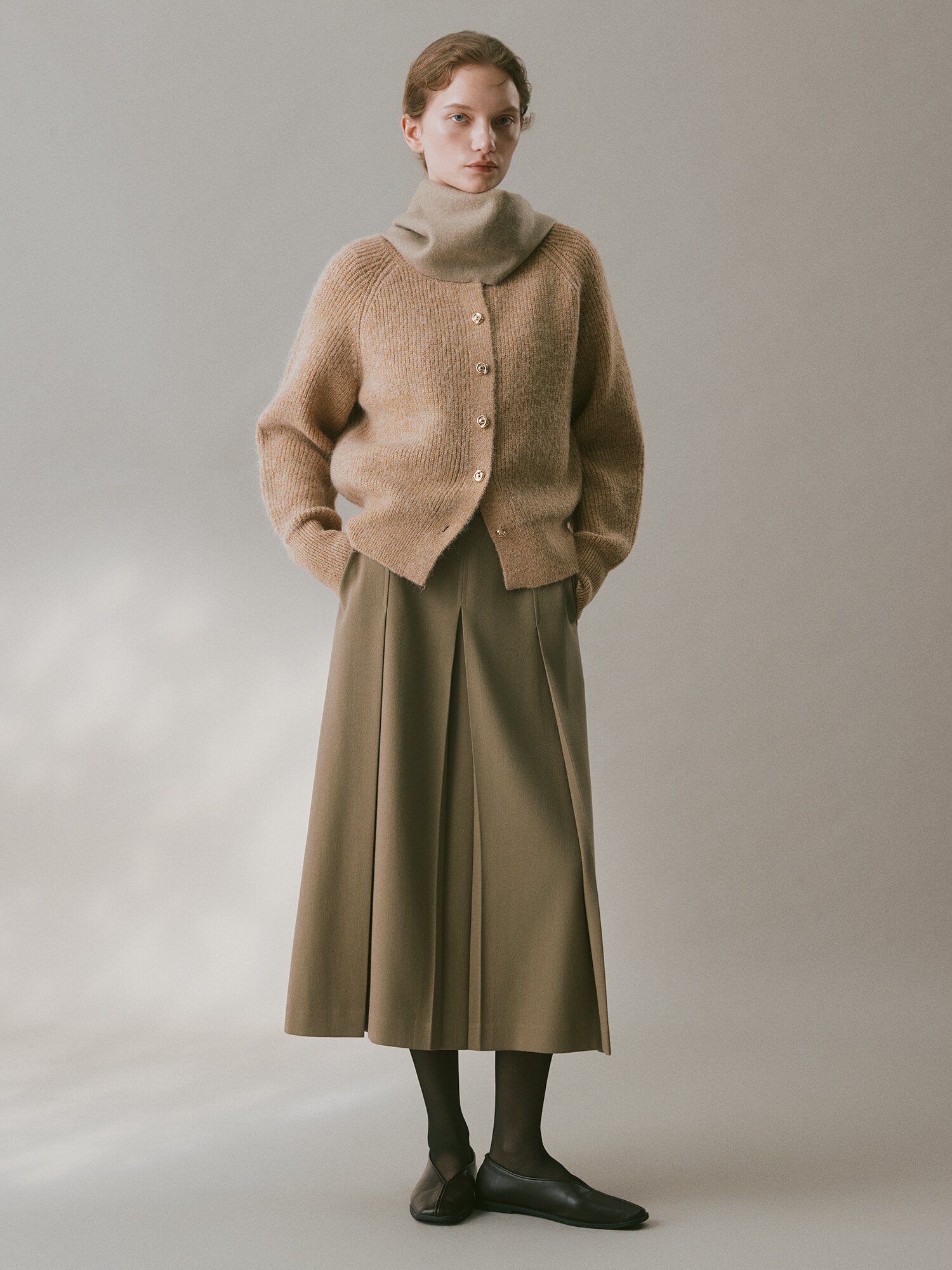 벨티드 플리츠 A라인 스커트 (KHAKI BEIGE)