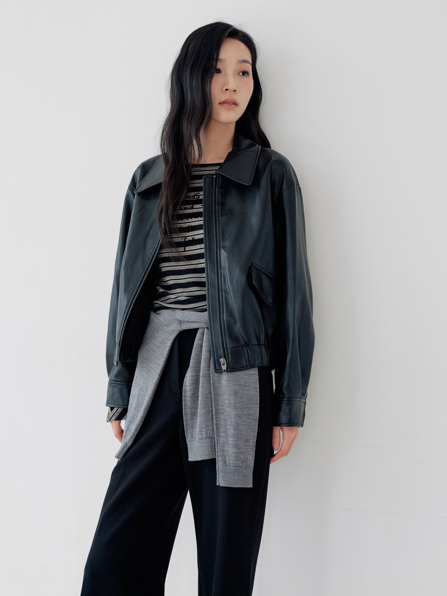 루즈핏 페이크 레더 집업 재킷 (BLACK)