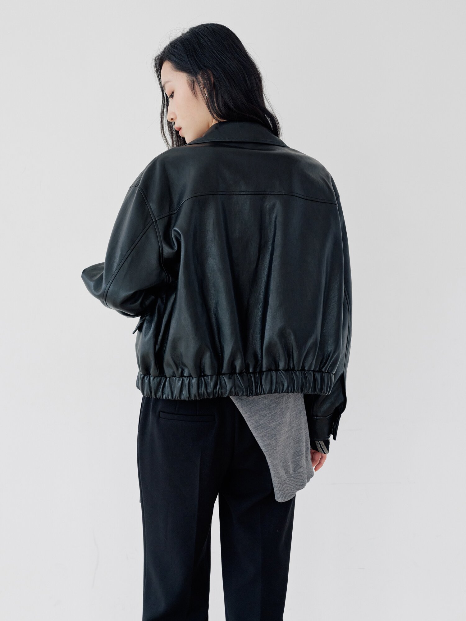 루즈핏 페이크 레더 집업 재킷 (BLACK)
