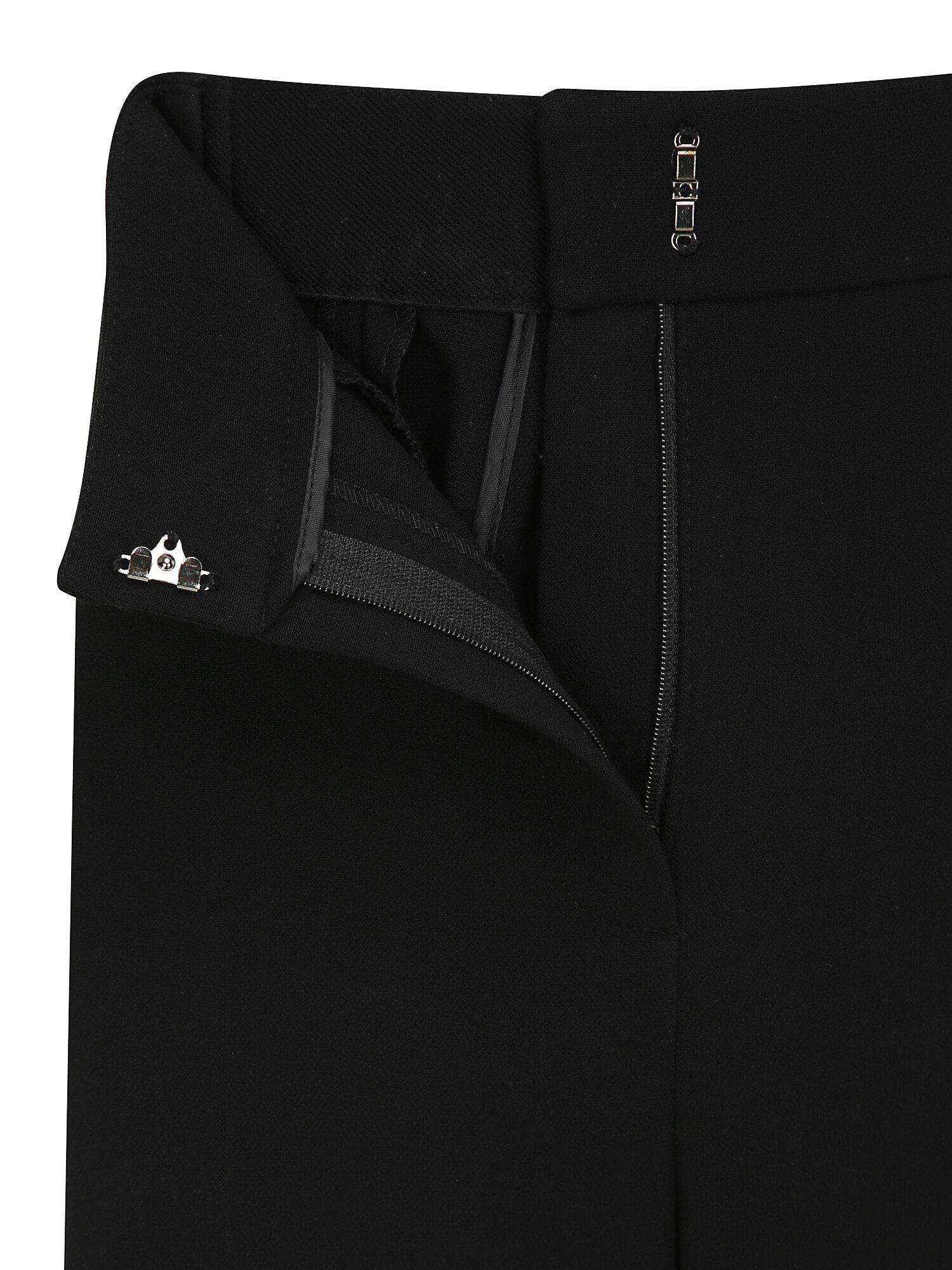 탭 장식 백 밴딩 부츠컷 팬츠 (BLACK)