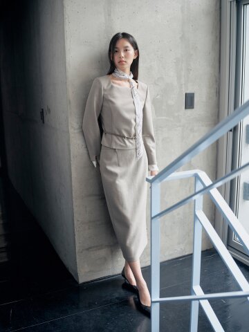 울 모던 백 슬릿 H라인 스커트 