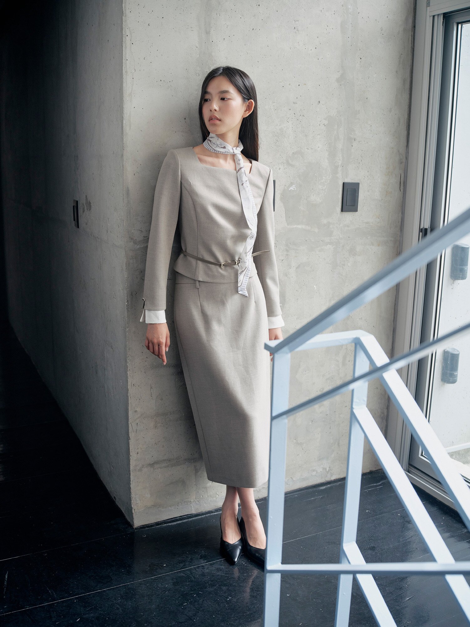 울 모던 백 슬릿 H라인 스커트 (MELANGE BEIGE)