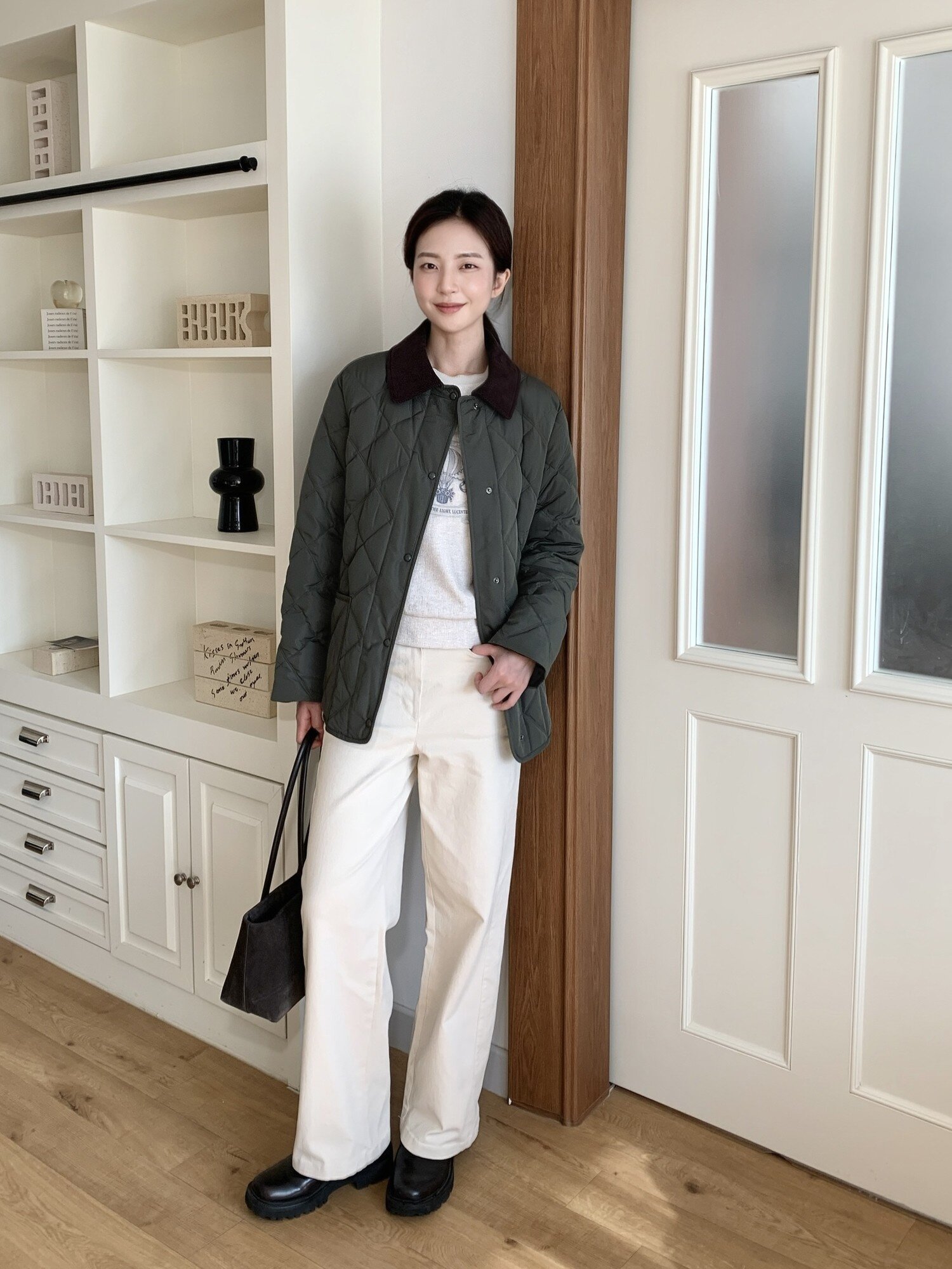 코듀로이 칼라 스트링 덕다운 점퍼 (KHAKI)