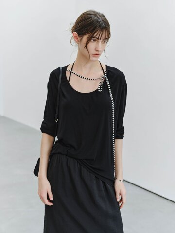 TG_Strap detail drape top