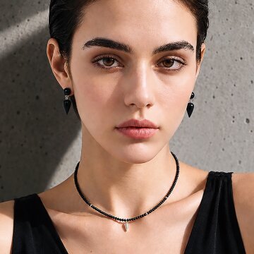 Noir Spire Agate Earrings 누아르 스파이어 아게이트 이어링