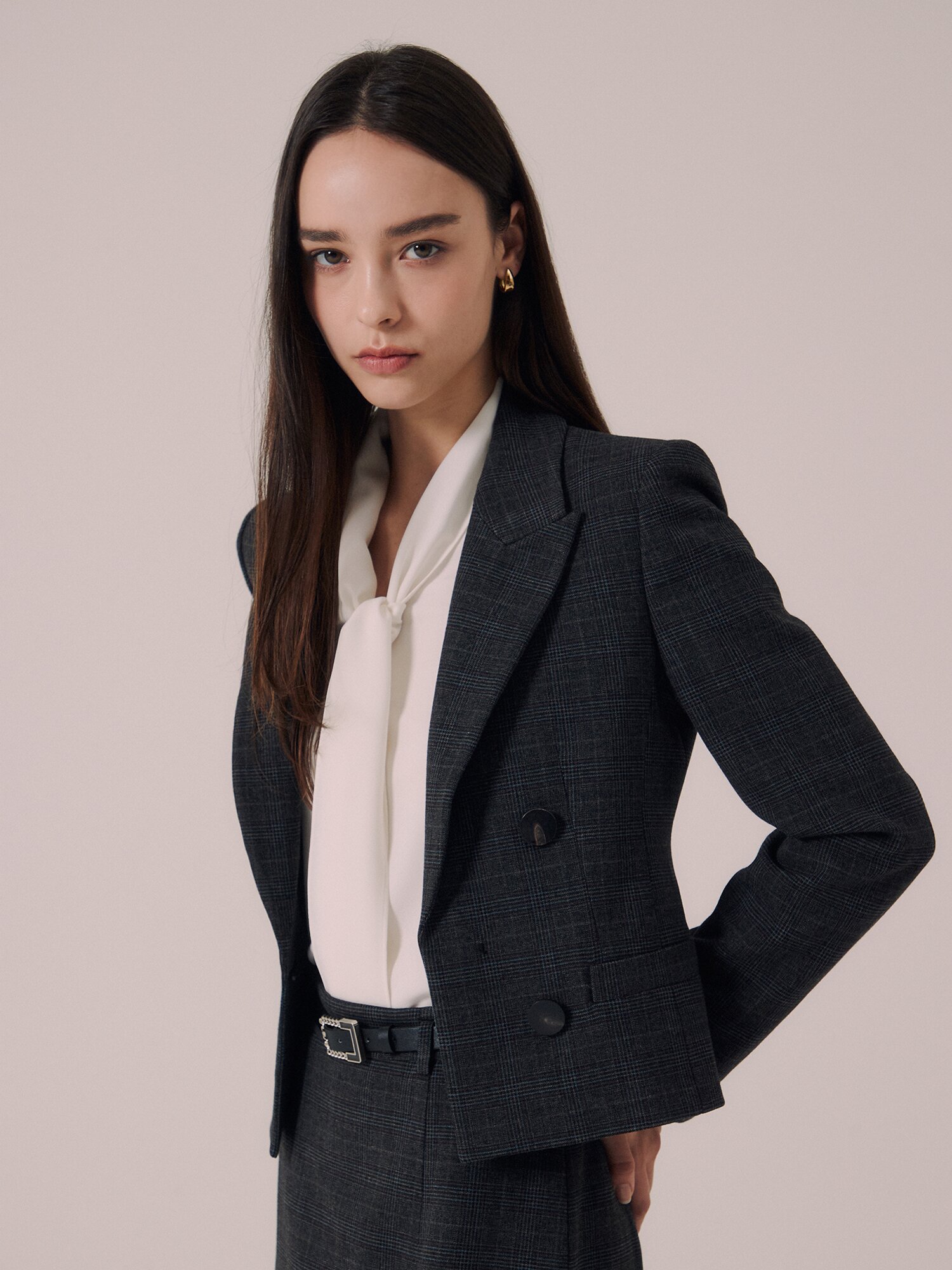 포멀 체크 피크드 더블 크롭 재킷 (CHECK GREY)