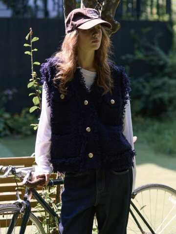 Frayed Boucle Vest Navy