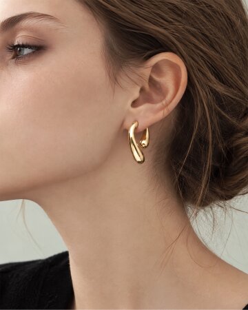 [컨젠] Liquid Curve Drop Earrings  리퀴드 커브 드롭 이어링