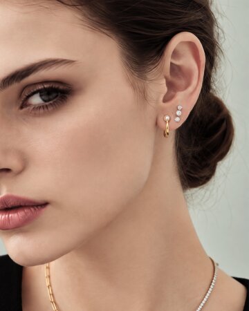 [컨젠] Ascending Bezel Stone Earrings  어센딩 베젤 스톤 이어링