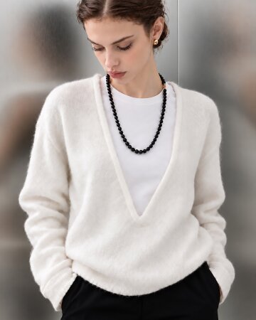 Noir Sequence Necklace  누아르 시퀀스 네크리스