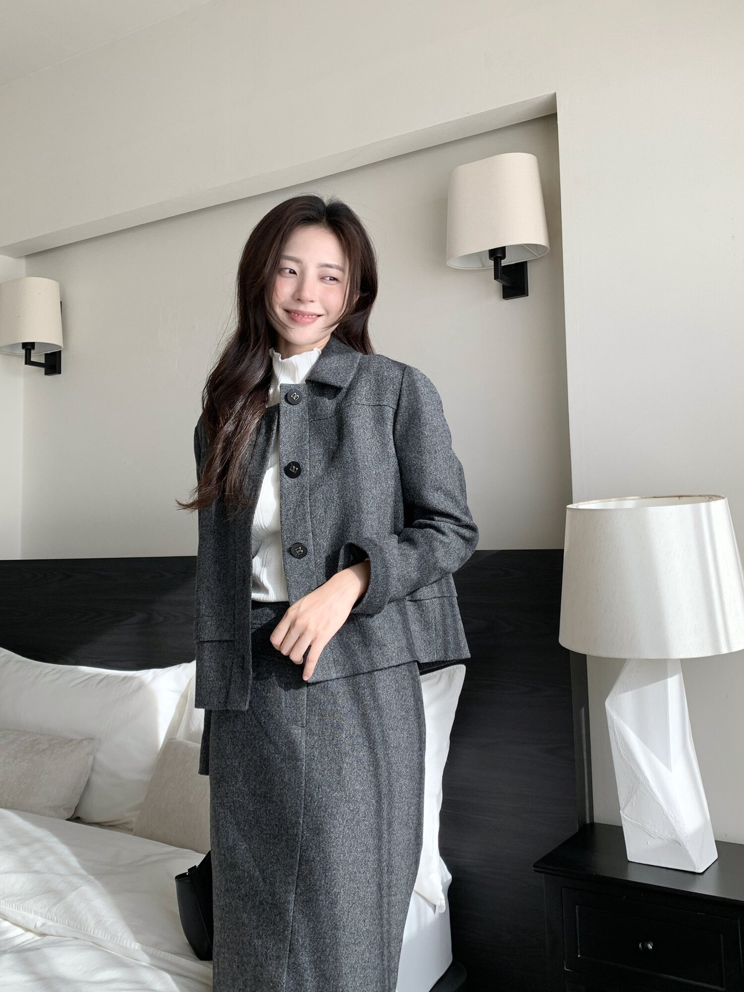 스판 골지 버튼 하이넥 티셔츠 (IVORY)