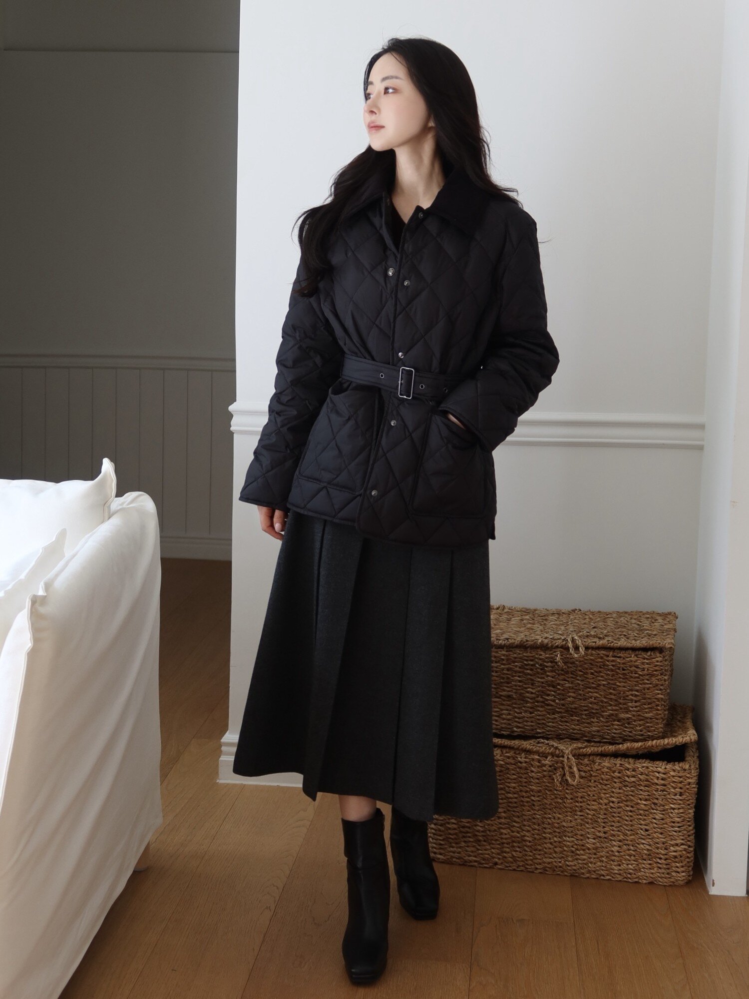 배색 칼라 퀼팅 구스다운 점퍼 (BLACK)
