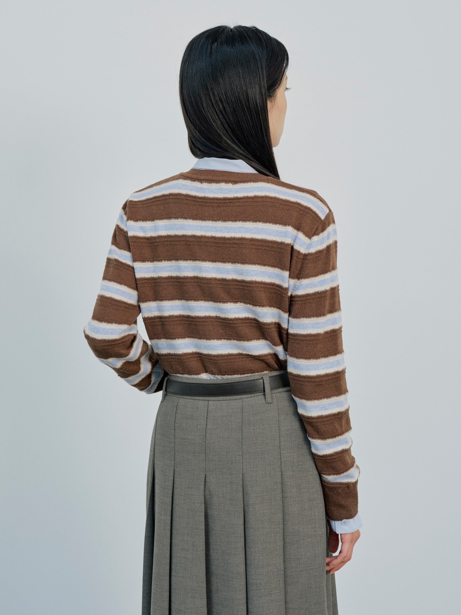 울 스트라이프 라운드넥 가디건 (STRIPE BROWN)