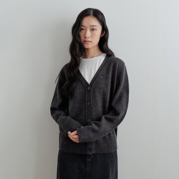 [26FW] Loose-Fit V-neck Knit Cardigan_Charcoal