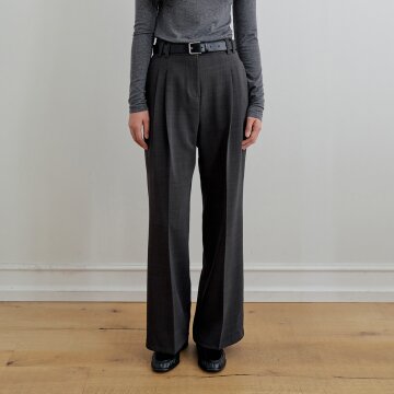 [26FW] Essential Two-Tuck Slacks_Dark Grey