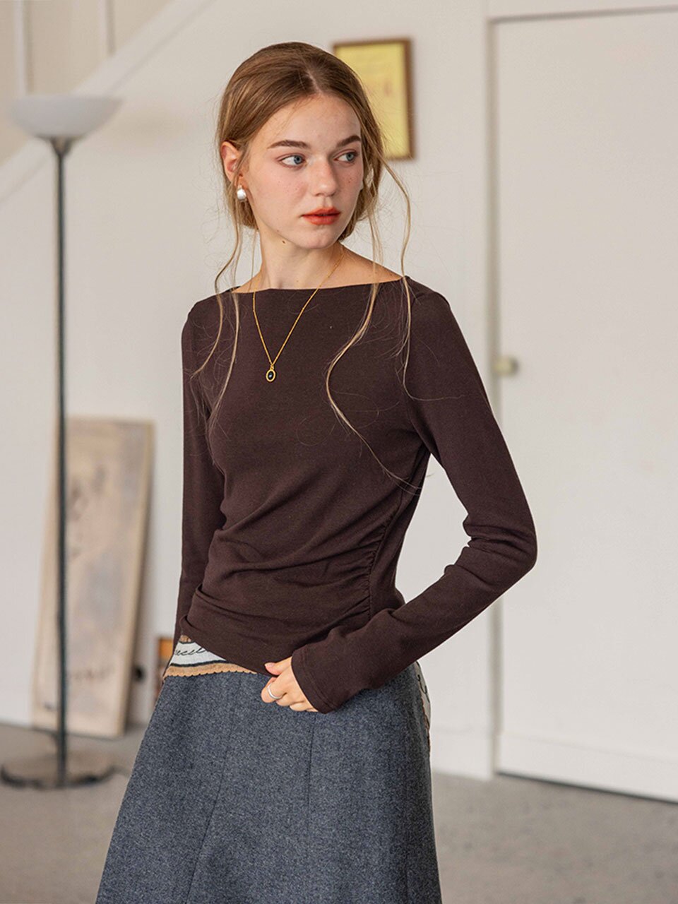 DA_Off-shoulder pleate top_2color